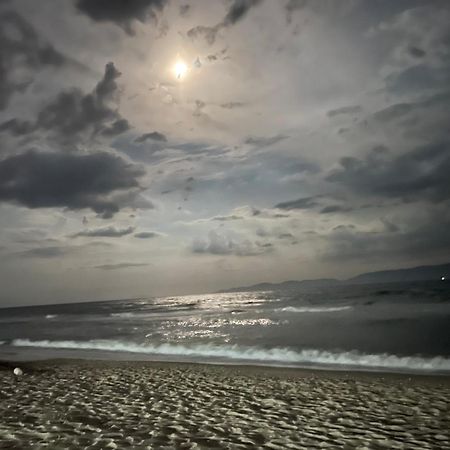 Ofrínion V&Z Apartment Seaview מראה חיצוני תמונה