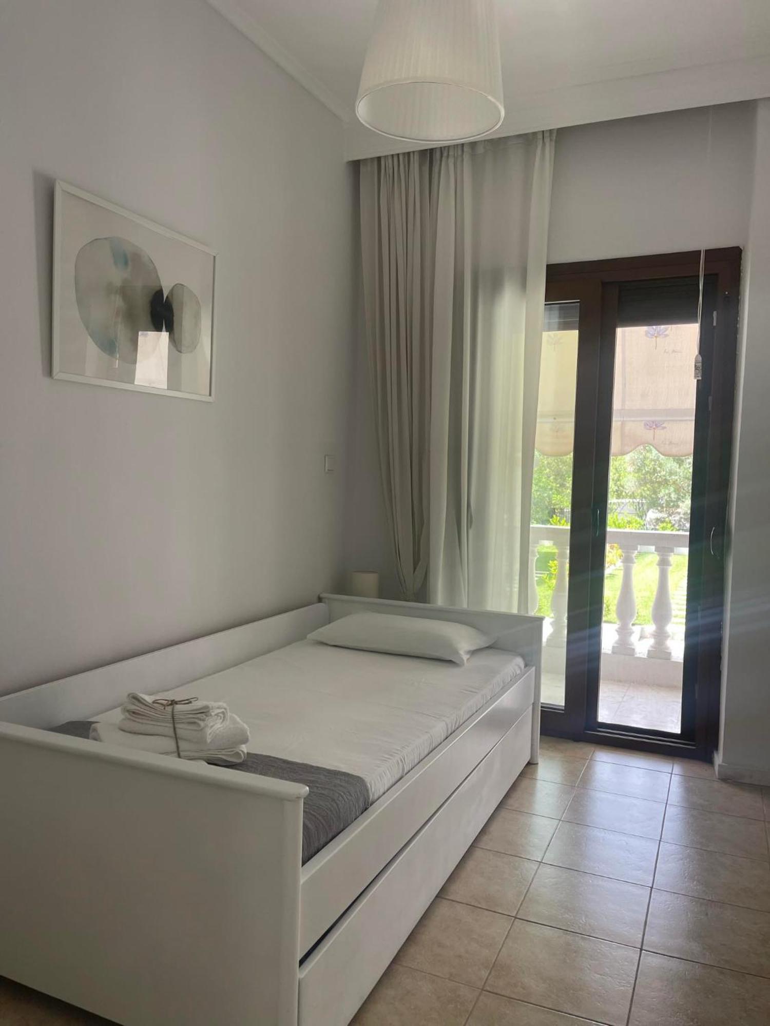 Ofrínion V&Z Apartment Seaview מראה חיצוני תמונה
